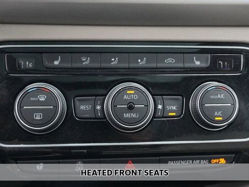 Used 2019 Volkswagen Atlas SEL R-Line AWD/4WD image 8
