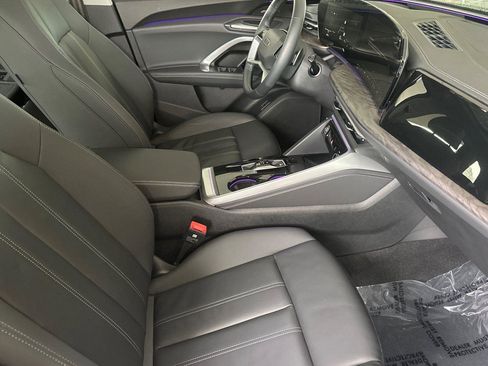 Used 2025 Audi Q5 Premium Plus w/ Premium Plus image 16