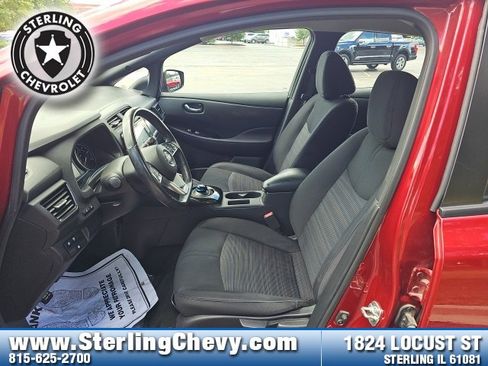 Used 2020 Nissan Leaf SV w/ Protection Package image 9