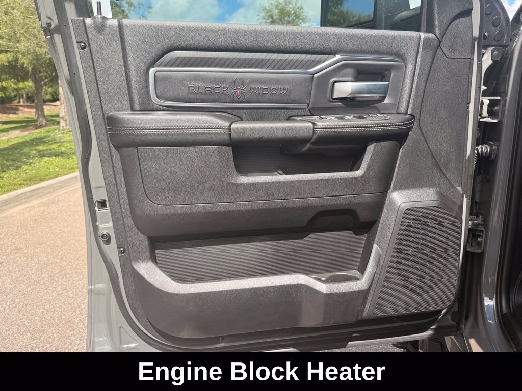 New 2026 RAM 3500 Big Horn AWD/4WD image 32