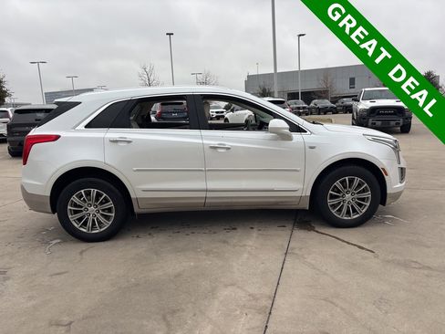 Used 2017 Cadillac XT5 Luxury w/ Driver Awareness Package image 4