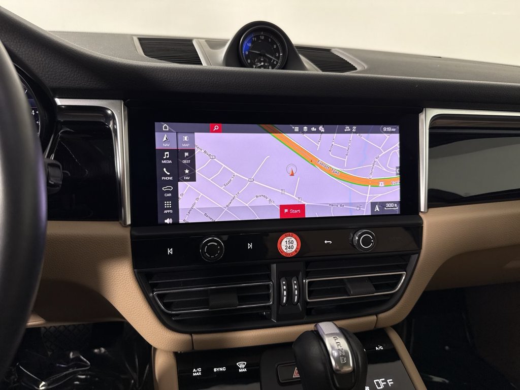 Certified 2024 Porsche Macan S w/ Premium Plus Package AWD/4WD image 27