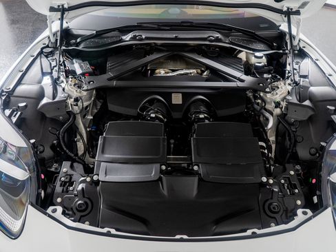 Used 2025 Aston Martin DB12 Coupe image 51