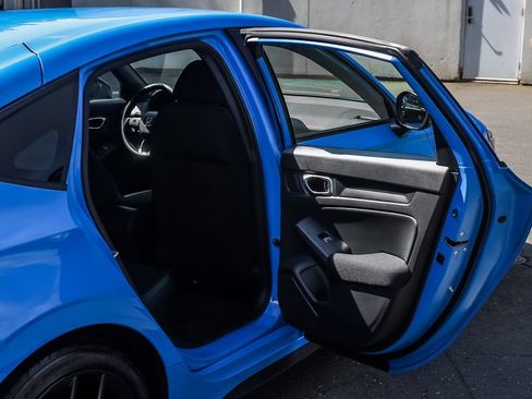 Used 2024 Honda Civic Sport image 18