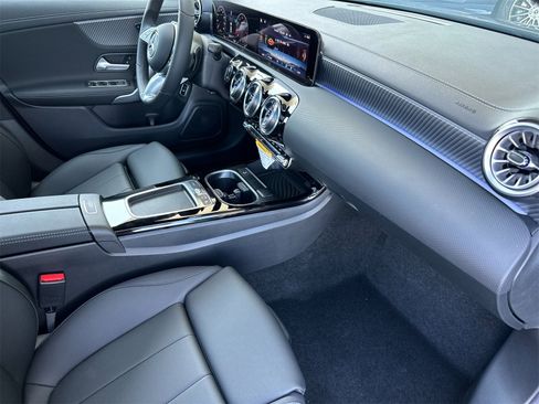 New 2025 Mercedes-Benz CLA 250 4MATIC image 16