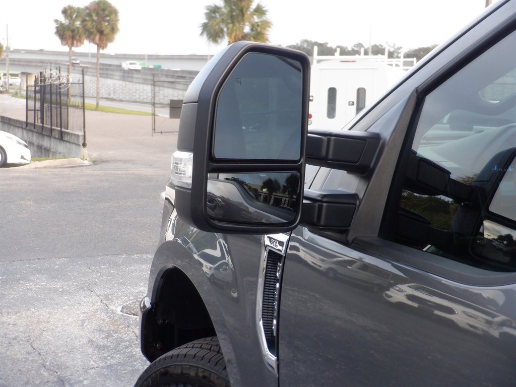 Used 2022 Ford F250 XL w/ Power Equipment Group AWD/4WD image 19