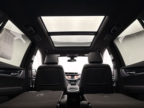Used 2025 Cadillac XT6 Premium Luxury image 20