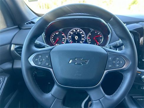 Certified 2023 Chevrolet Traverse Premier w/ Redline Edition image 18