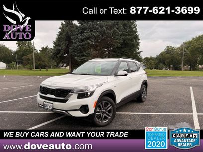 Used 2023 Kia Seltos S w/ Navigation Package