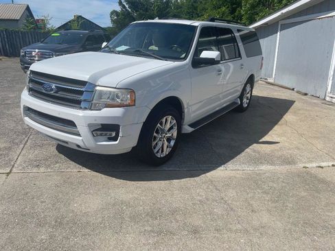 Used 2017 Ford Expedition EL Limited RWD image 3
