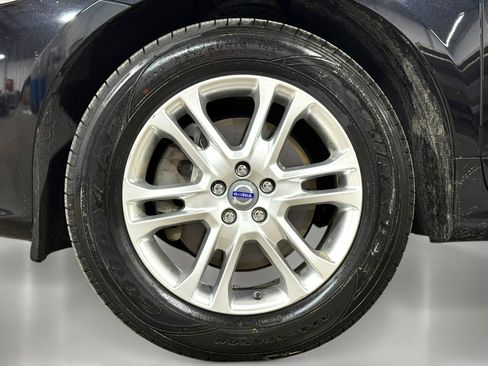 Used 2015 Volvo XC60 T5 Premier image 12