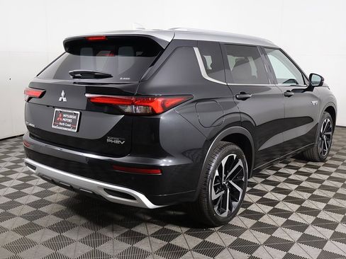 New 2025 Mitsubishi Outlander SEL image 15