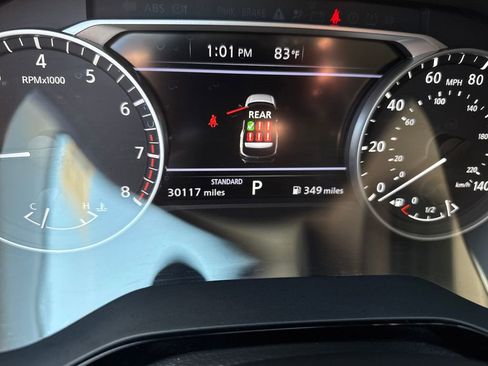 Used 2025 Nissan Pathfinder SV FWD image 23