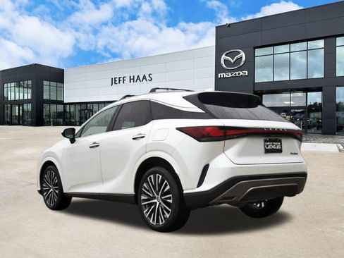 Used 2023 Lexus RX 350 Premium Plus w/ Cold Area Package FWD image 2