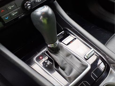 Used 2022 Jeep Compass Latitude image 15