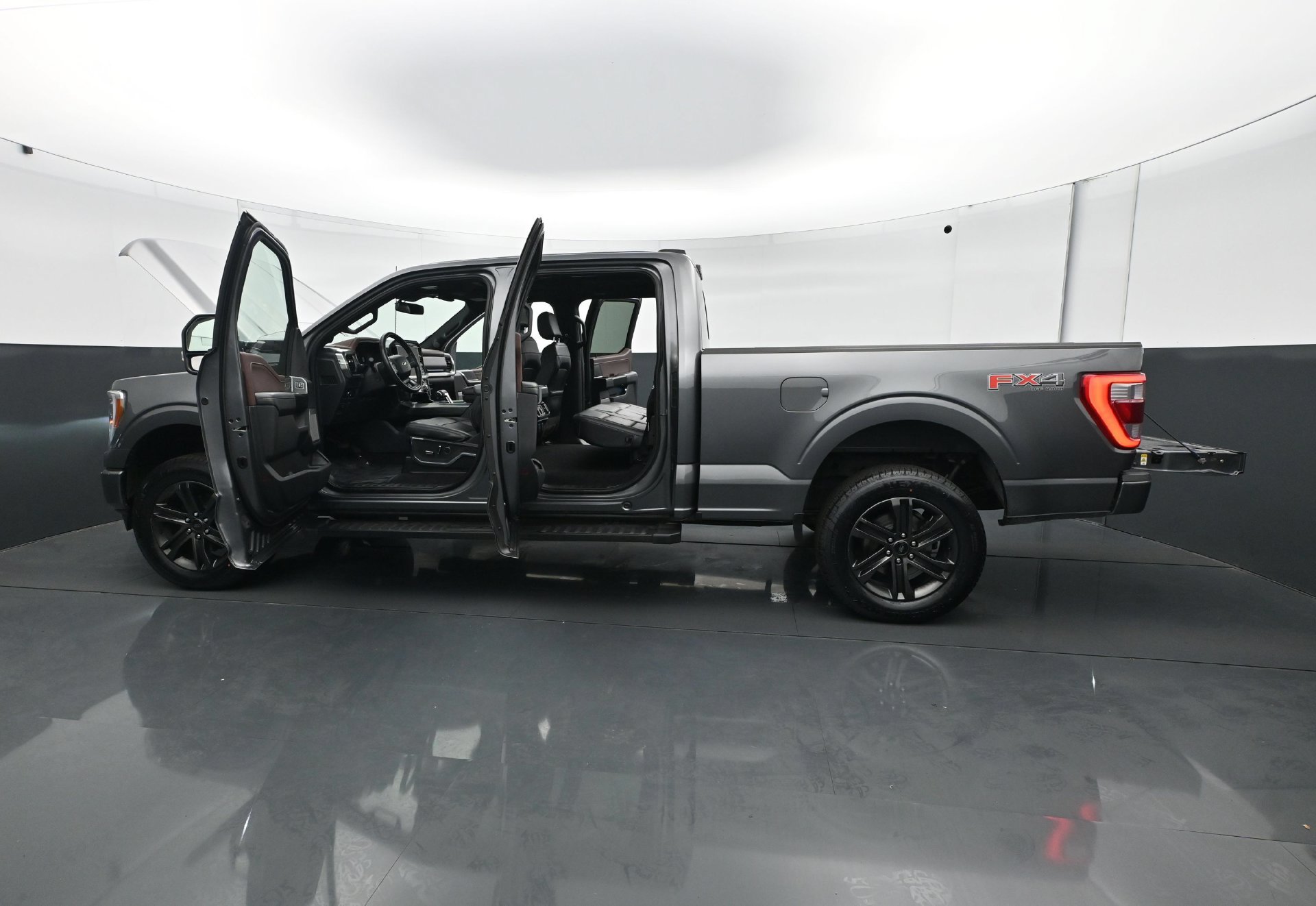 Used 2023 Ford F150 Lariat w/ Equipment Group 502A High AWD/4WD image 32