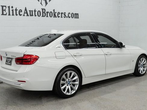 Used 2017 BMW 330e image 40