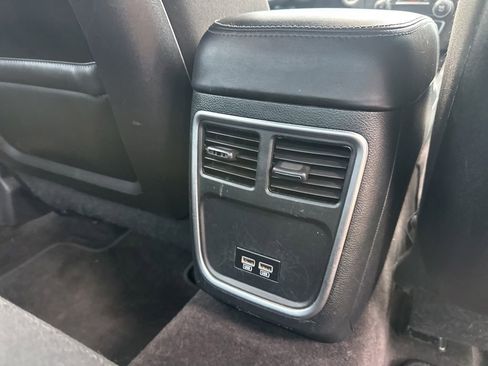 Used 2016 Dodge Charger SXT RWD image 20