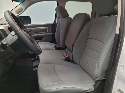 Used 2014 RAM 1500 Classic SLT RWD image 17