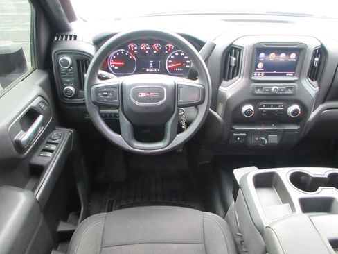 Used 2023 GMC Sierra 3500 Pro w/ Convenience Package image 15