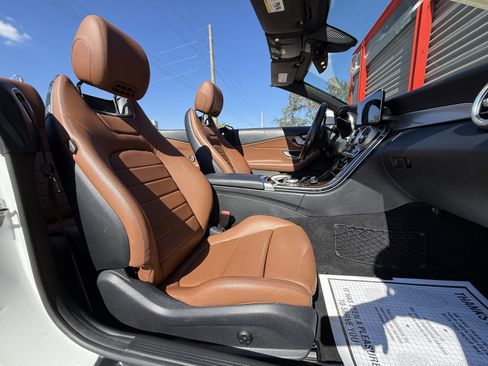 Used 2019 Mercedes-Benz C 300 4MATIC Cabriolet image 12