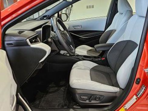 Used 2023 Toyota Corolla XSE image 11