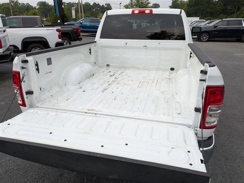 Used 2024 RAM 2500 Big Horn image 15