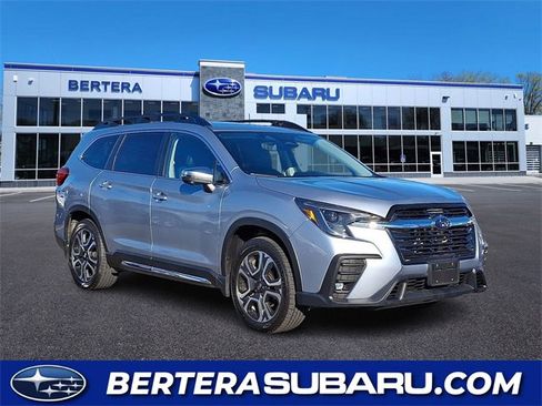 Used 2023 Subaru Ascent Limited w/ Technology Package image 1