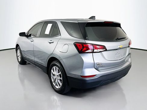 Used 2023 Chevrolet Equinox LS FWD image 5
