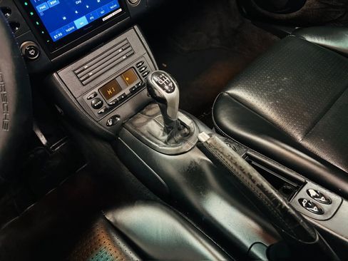 Used 2001 Porsche 911 Carrera RWD image 24
