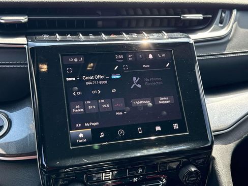 Used 2022 Jeep Grand Cherokee L Laredo AWD/4WD image 4