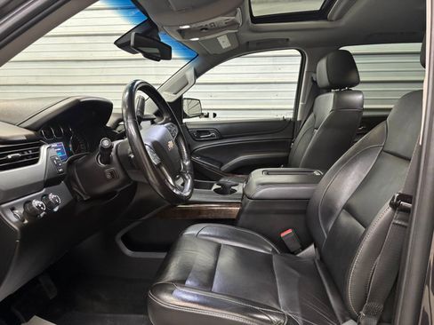 Used 2018 Chevrolet Tahoe LT w/ Luxury Package image 8