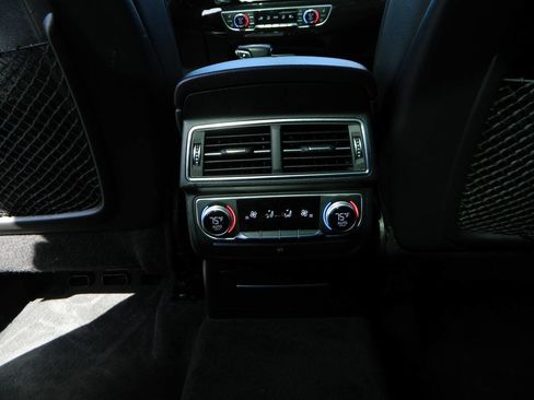 Used 2017 Audi Q7 3.0T Prestige image 19