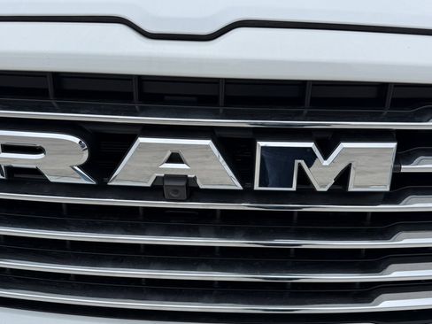 New 2026 RAM 1500 Laramie AWD/4WD image 16