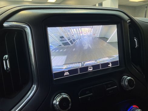 Used 2022 GMC Sierra 1500 AT4 w/ AT4 Preferred Package AWD/4WD image 29
