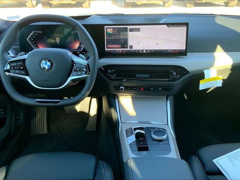 Used 2025 BMW 330i xDrive 330i xDrive w/ Premium Package image 5