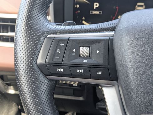 Used 2025 Mitsubishi Outlander SEL FWD image 28