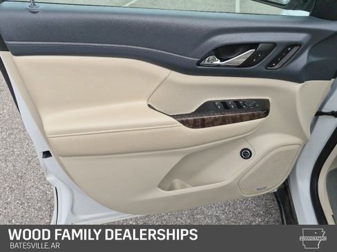 Used 2022 GMC Acadia Denali w/ Denali Ultimate Package image 26