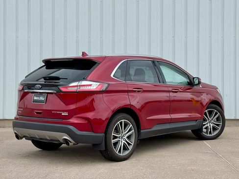 Used 2019 Ford Edge Titanium w/ Cold Weather Package FWD image 6