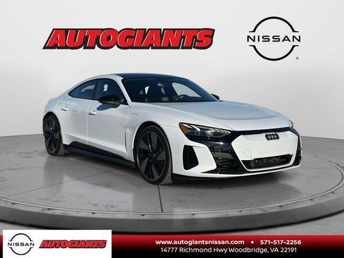 Used 2023 Audi e-tron GT Prestige image 1