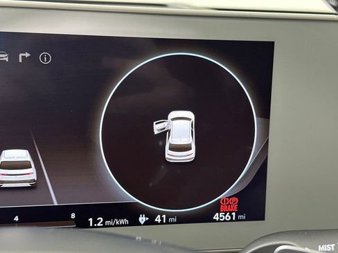 Used 2024 Hyundai Ioniq 5 Limited image 18