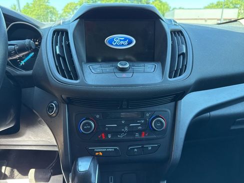Used 2019 Ford Escape SEL AWD/4WD image 6