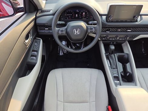 Certified 2025 Honda Accord SE image 27