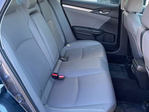 Used 2018 Honda Civic Touring image 17