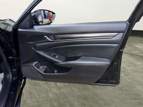 Used 2020 Honda Accord Sport image 30