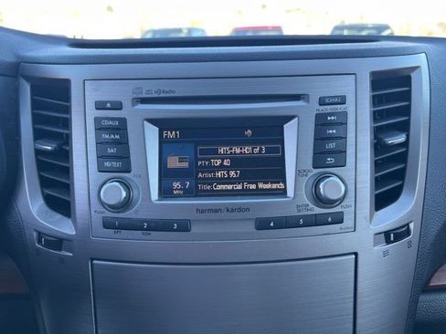 Used 2013 Subaru Outback 2.5i Limited w/ Moonroof Pkg image 13