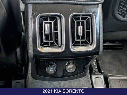 Used 2021 Kia Sorento SX image 15