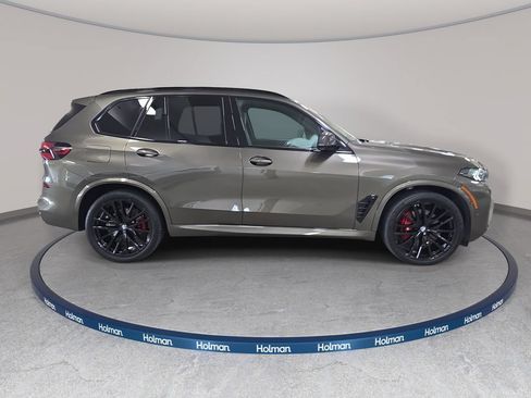 Used 2024 BMW X5 xDrive40i w/ M Sport Package AWD/4WD image 6