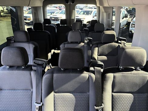 Used 2021 Ford Transit 350 XLT image 12