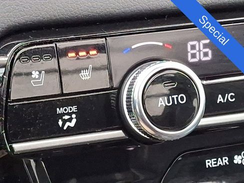 Certified 2023 Honda Pilot Elite image 24